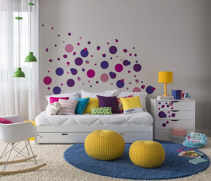 Papel de Parede Colorido: Ideias para Decorar o Seu Ambiente